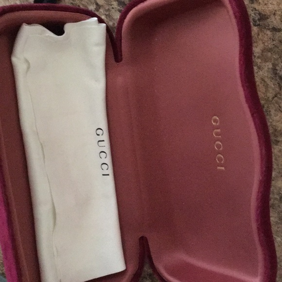 Gucci Aviator Sunglasses - Picture 2 of 4